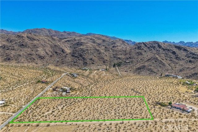 7054 Canyon Road, Twentynine Palms, CA 92277