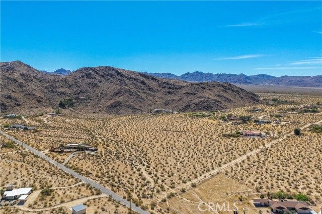 7054 Canyon Road, Twentynine Palms, CA 92277