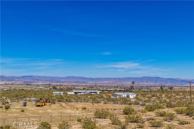 7054 Canyon Road, Twentynine Palms, CA 92277