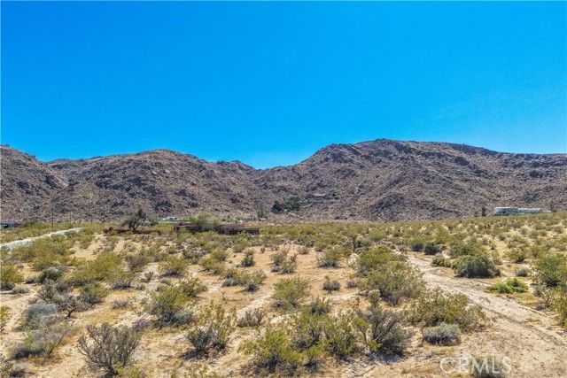 7054 Canyon Road, Twentynine Palms, CA 92277
