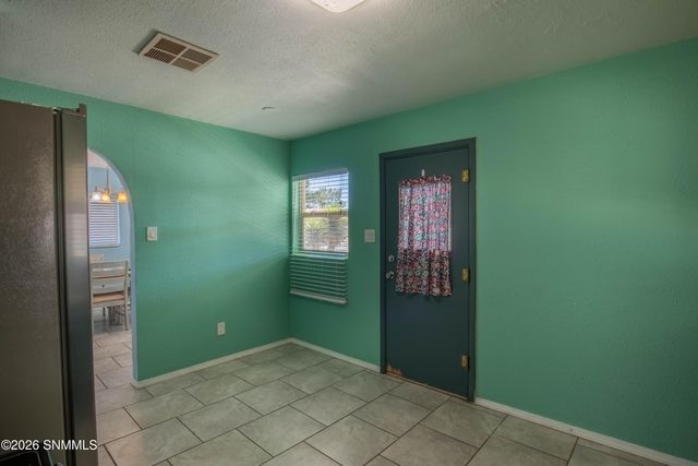 1825 Cruse Avenue, Las Cruces, NM 88005