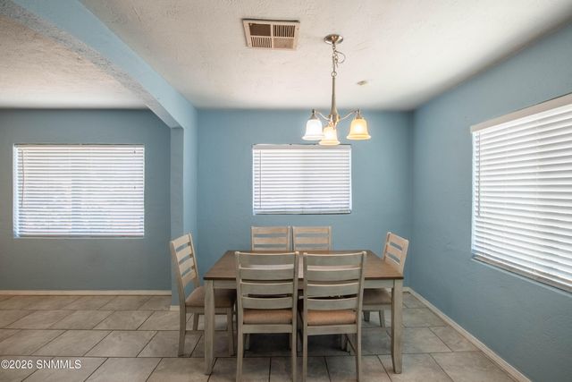 1825 Cruse Avenue, Las Cruces, NM 88005