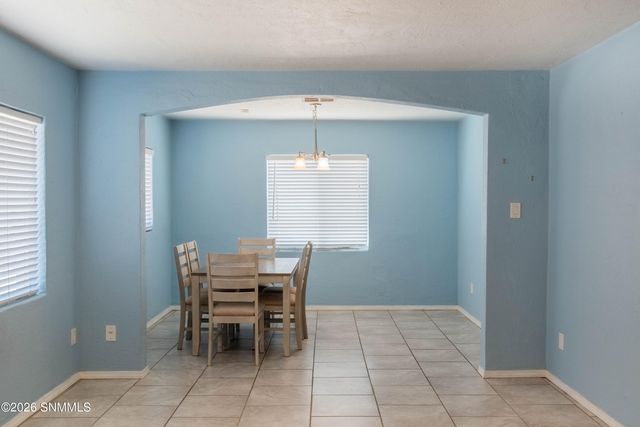 1825 Cruse Avenue, Las Cruces, NM 88005