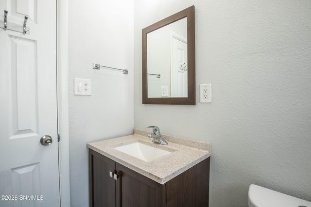 1825 Cruse Avenue, Las Cruces, NM 88005