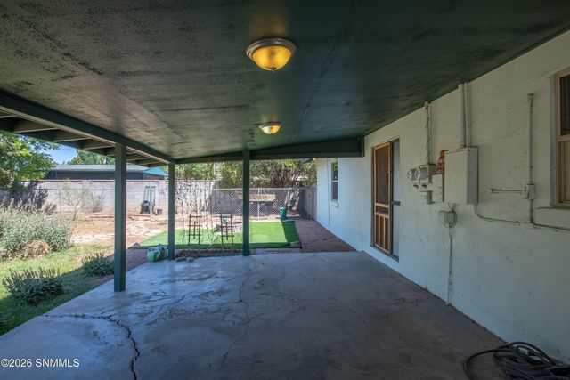 1825 Cruse Avenue, Las Cruces, NM 88005
