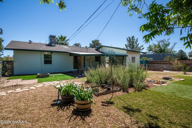 1825 Cruse Avenue, Las Cruces, NM 88005