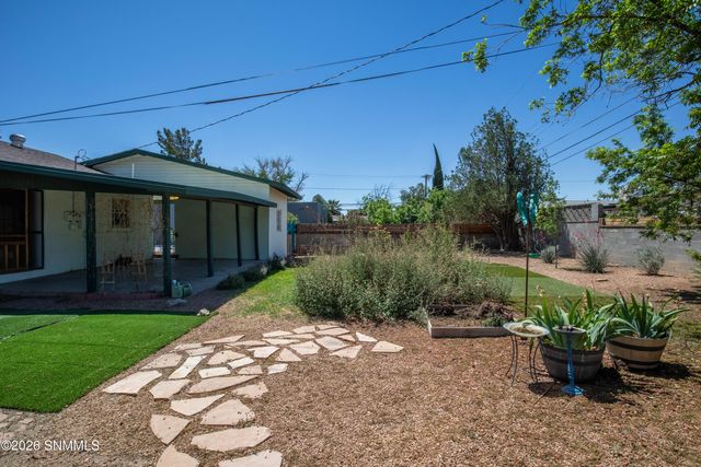 1825 Cruse Avenue, Las Cruces, NM 88005