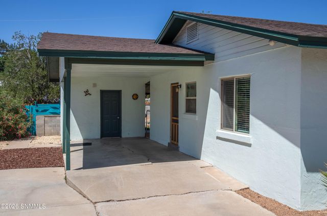 1825 Cruse Avenue, Las Cruces, NM 88005