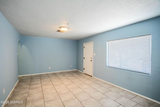 1825 Cruse Avenue, Las Cruces, NM 88005