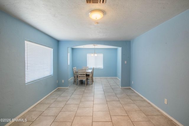 1825 Cruse Avenue, Las Cruces, NM 88005