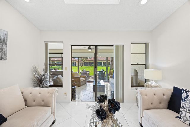 5916 Sunswept Lane A, Boynton Beach, FL 33437