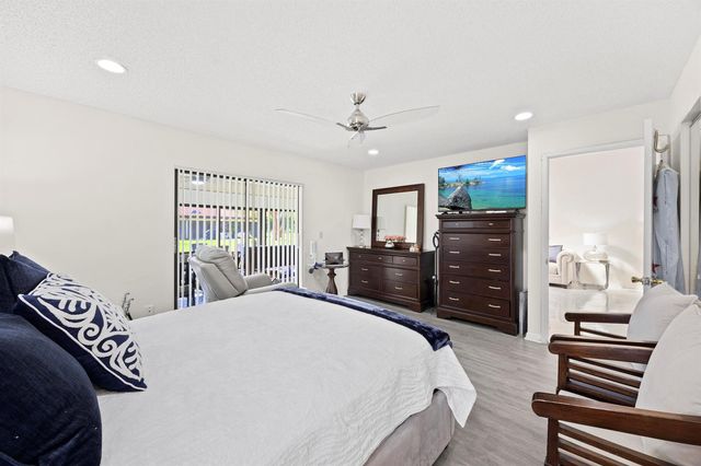 5916 Sunswept Lane A, Boynton Beach, FL 33437