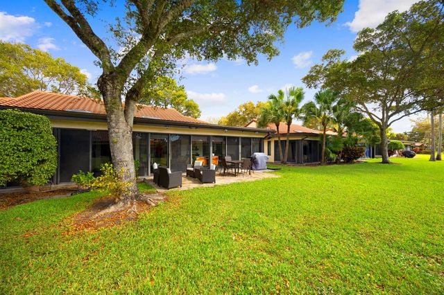 5916 Sunswept Lane A, Boynton Beach, FL 33437