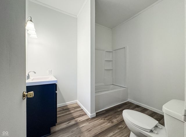 1425 S 11th Street, Terre Haute, IN 47802