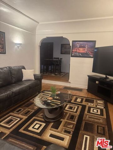 4116 Garthwaite Avenue, Los Angeles, CA 90008