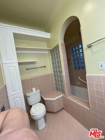 4116 Garthwaite Avenue, Los Angeles, CA 90008