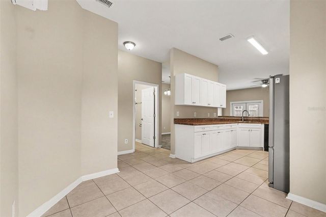 8301 N MARKS STREET, Tampa, FL 33604