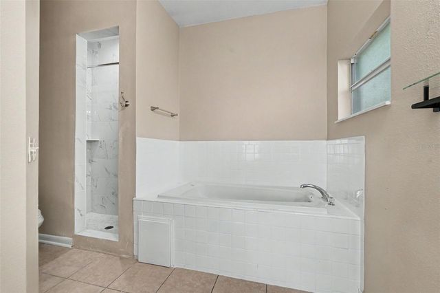 8301 N MARKS STREET, Tampa, FL 33604
