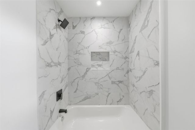 15827 Foxgate Road, Houston, TX 77079