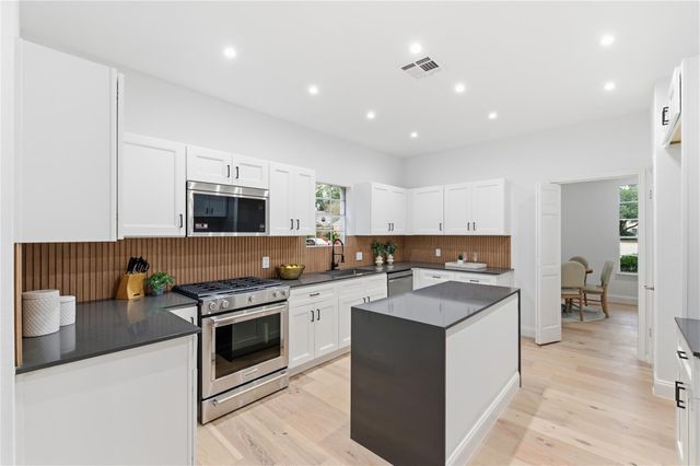 15827 Foxgate Road, Houston, TX 77079