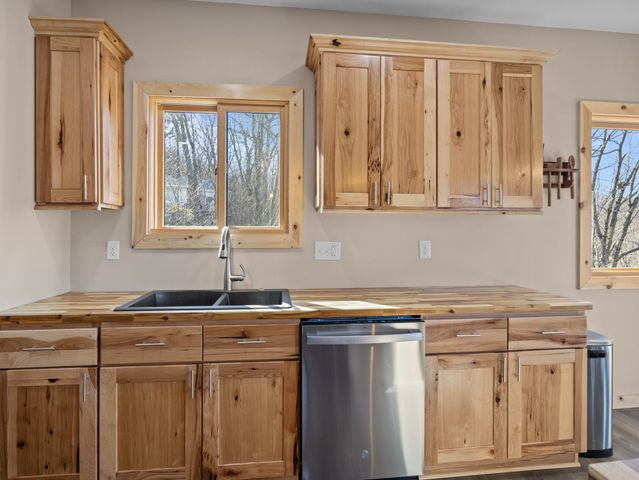 225 Aurora Lane, Tryon, NC 28782