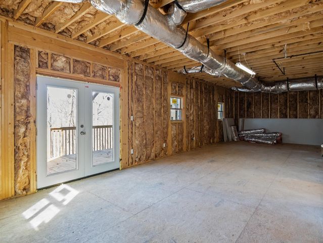 225 Aurora Lane, Tryon, NC 28782