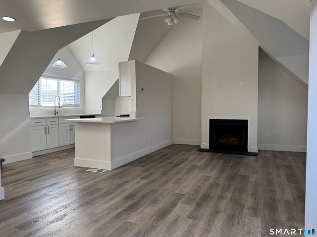 87 Montoya Drive 87, Branford, CT 06405