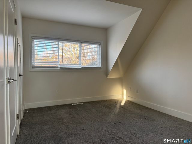 87 Montoya Drive 87, Branford, CT 06405