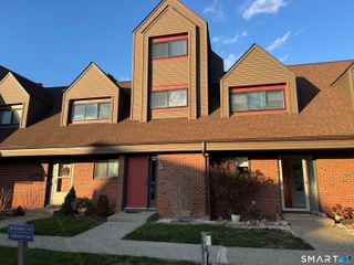 87 Montoya Drive 87, Branford, CT 06405