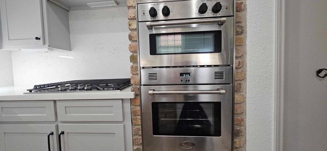 47 W Dansby Drive, Galveston, TX 77551