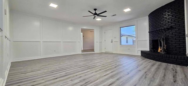 47 W Dansby Drive, Galveston, TX 77551