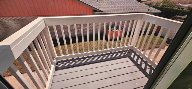 47 W Dansby Drive, Galveston, TX 77551