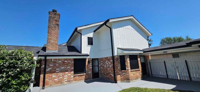 47 W Dansby Drive, Galveston, TX 77551