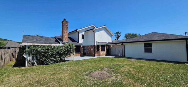 47 W Dansby Drive, Galveston, TX 77551