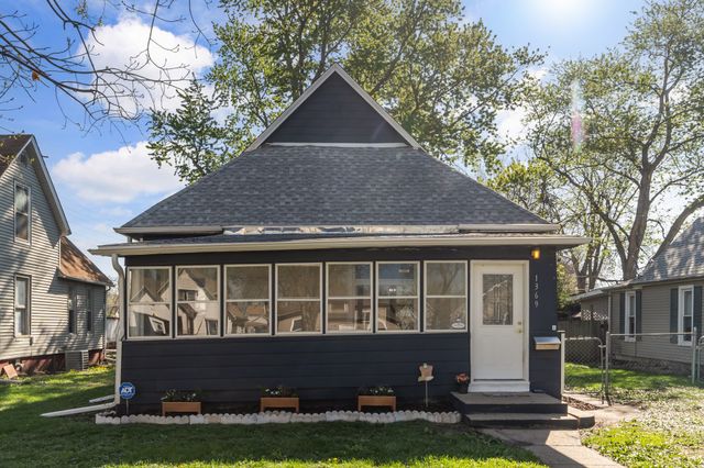 1369 York Street, Des Moines, IA 50316