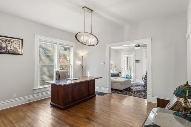 1369 York Street, Des Moines, IA 50316