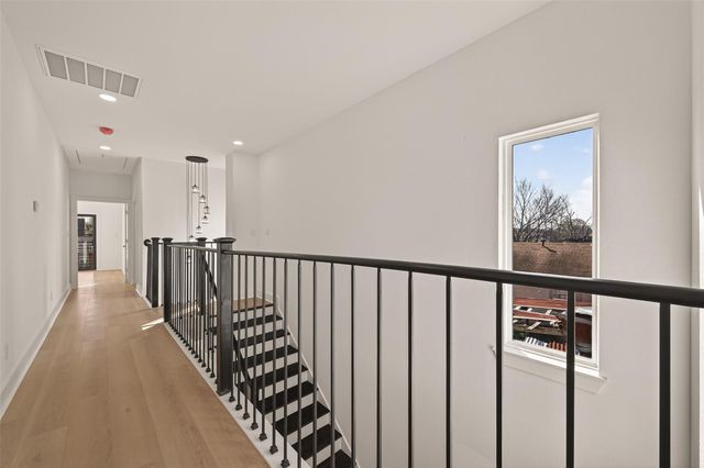 6719 Knox Street, Houston, TX 77091