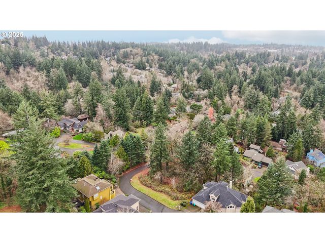 3317 Sw PARSONS Ct W, Portland, OR 97219