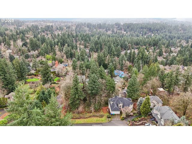 3317 Sw PARSONS Ct W, Portland, OR 97219