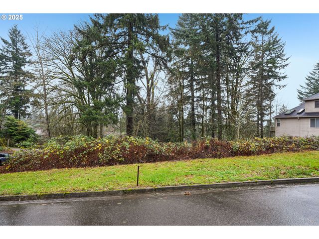 3317 Sw PARSONS Ct W, Portland, OR 97219