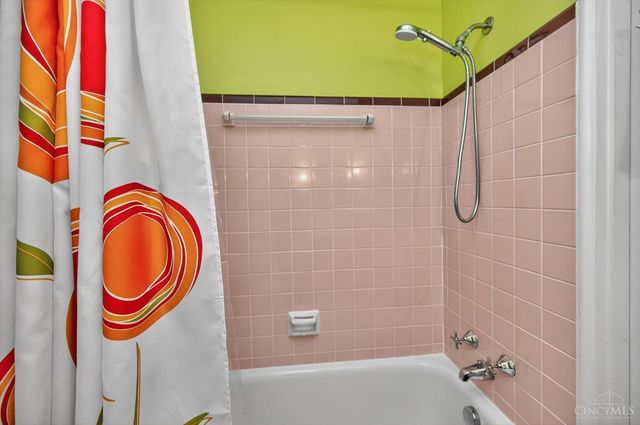 8560 Donegal Drive, Sycamore Twp, OH 45236