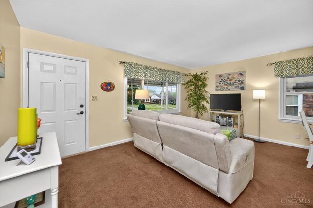 8560 Donegal Drive, Sycamore Twp, OH 45236
