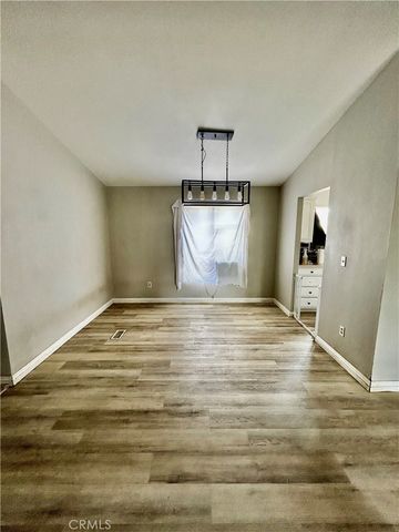 1536 S state Street 216, Hemet, CA 92543