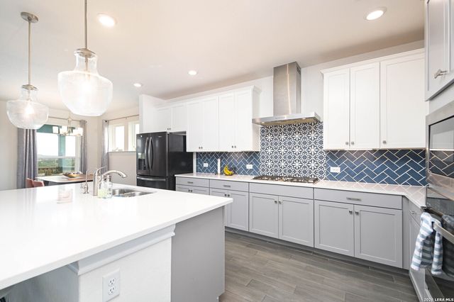 25302 Donahue Dr, San Antonio, TX 78255