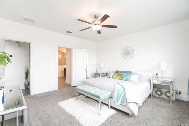 25302 Donahue Dr, San Antonio, TX 78255