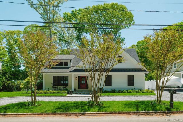 4525 S Harbor Road, Southold, NY 11971