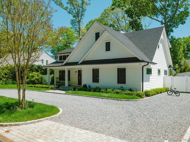 4525 S Harbor Road, Southold, NY 11971