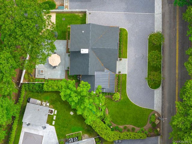4525 S Harbor Road, Southold, NY 11971