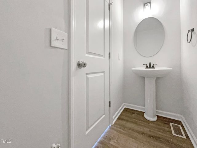 517 Hidden Cellars Drive, Holly Springs, NC 27540