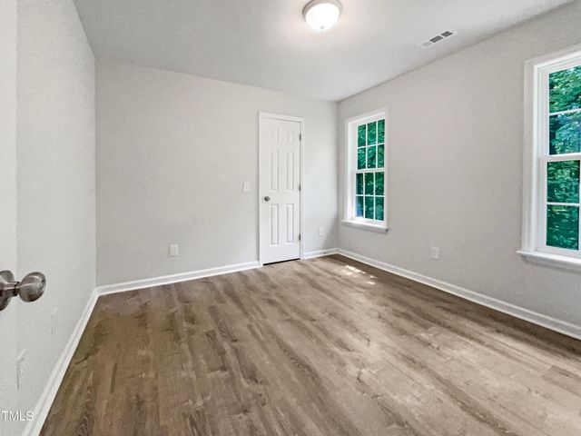 517 Hidden Cellars Drive, Holly Springs, NC 27540
